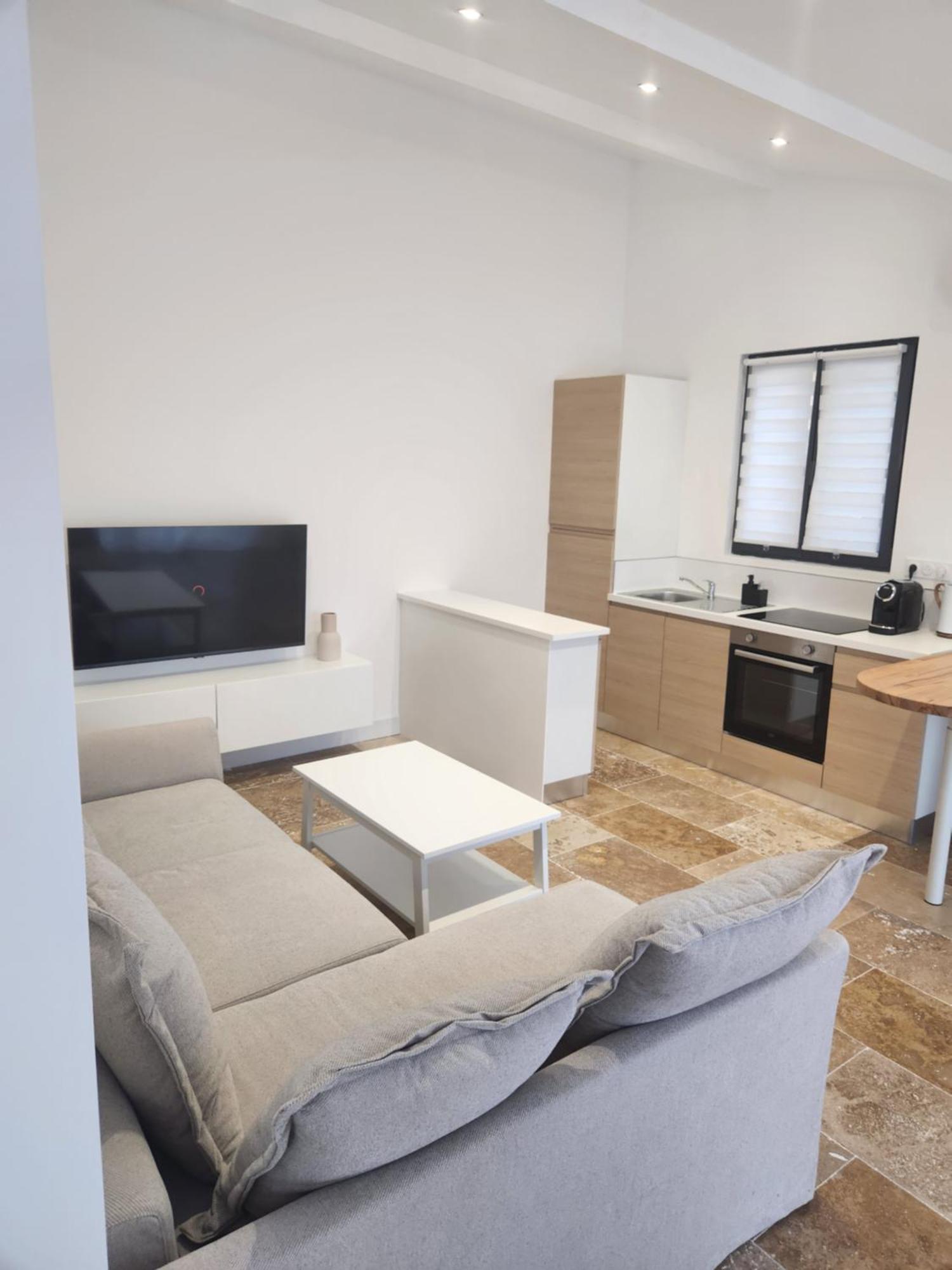Maison "Cosy" Avec Parking Prive Et Climatisation Нім Екстер'єр фото
